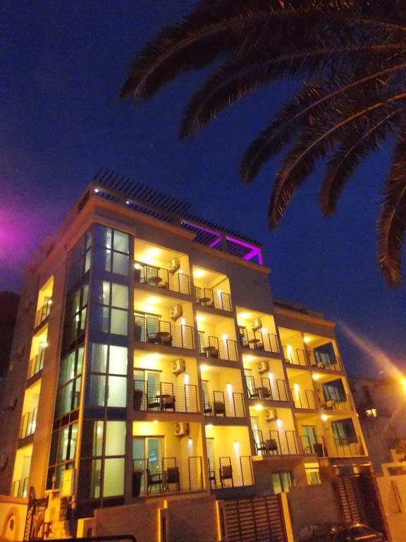 Apartments And Rooms Grand Palazzo Budva Exterior foto