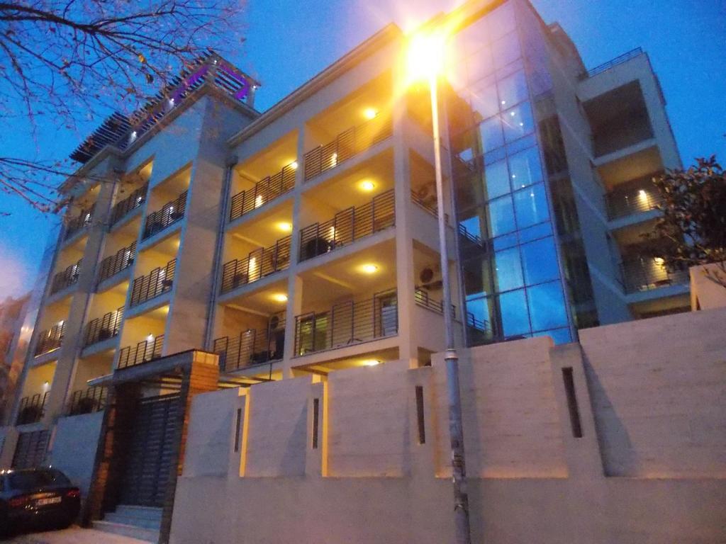 Apartments And Rooms Grand Palazzo Budva Exterior foto